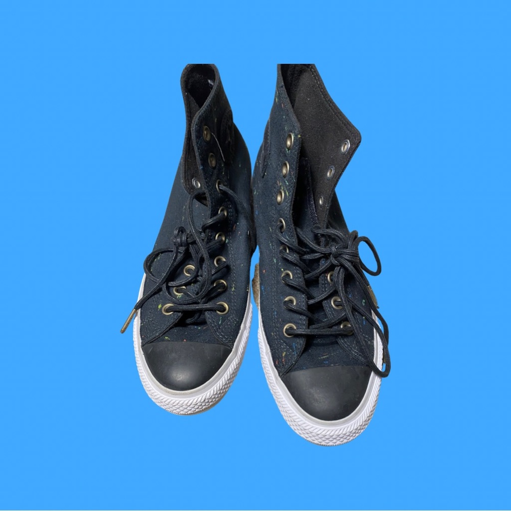 Unisex Converse w/ Splatter print